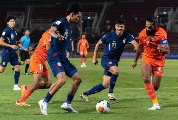 0-2！比国足还惨，亚洲冠军沦为鱼腩，9轮0胜5分，提前垫的简单介绍